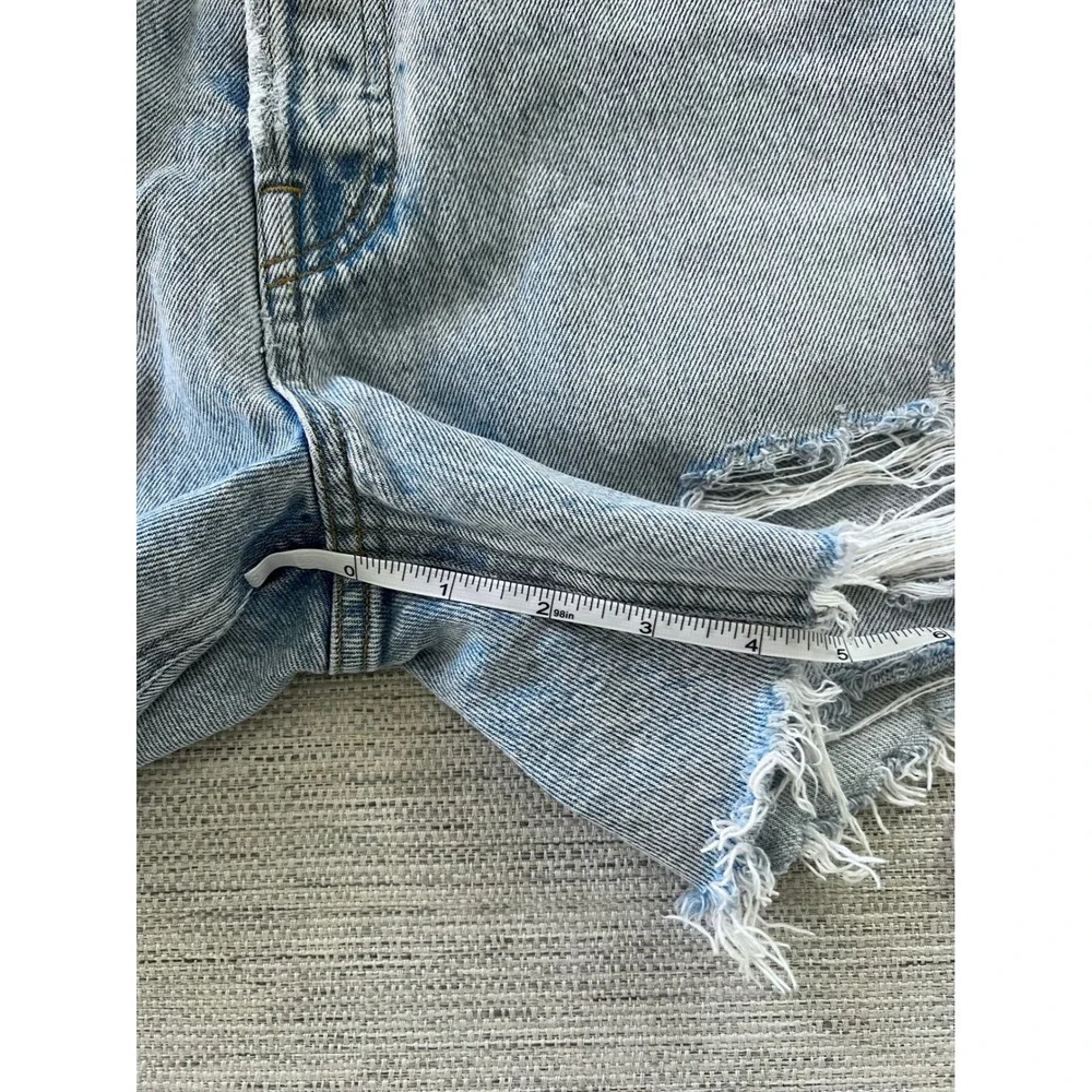AGOLDE Riley Short Size 25 Light Wash Groove Denim Cutoff Distressed